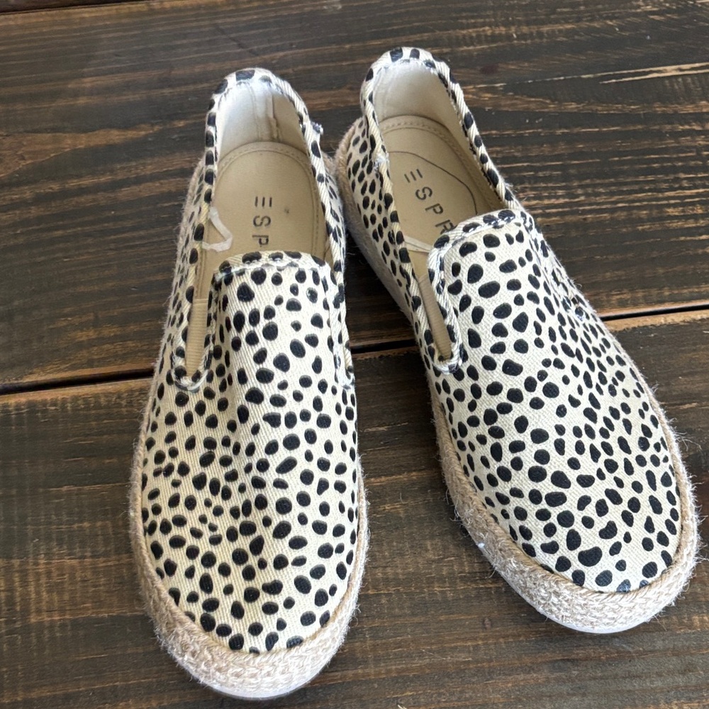 Black and White cheetah print Slip-On Shoes